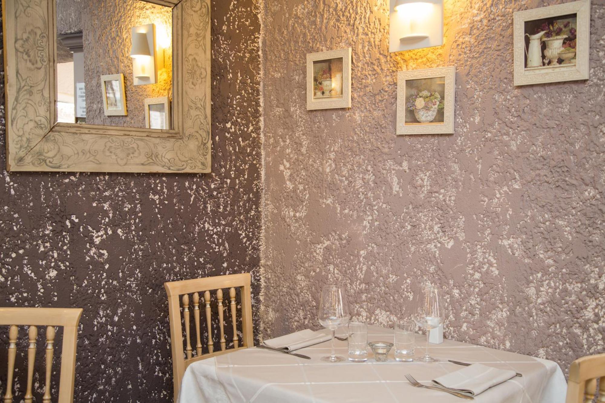 La Farigoule Hotel Sainte-Cécile-les-Vignes Eksteriør billede