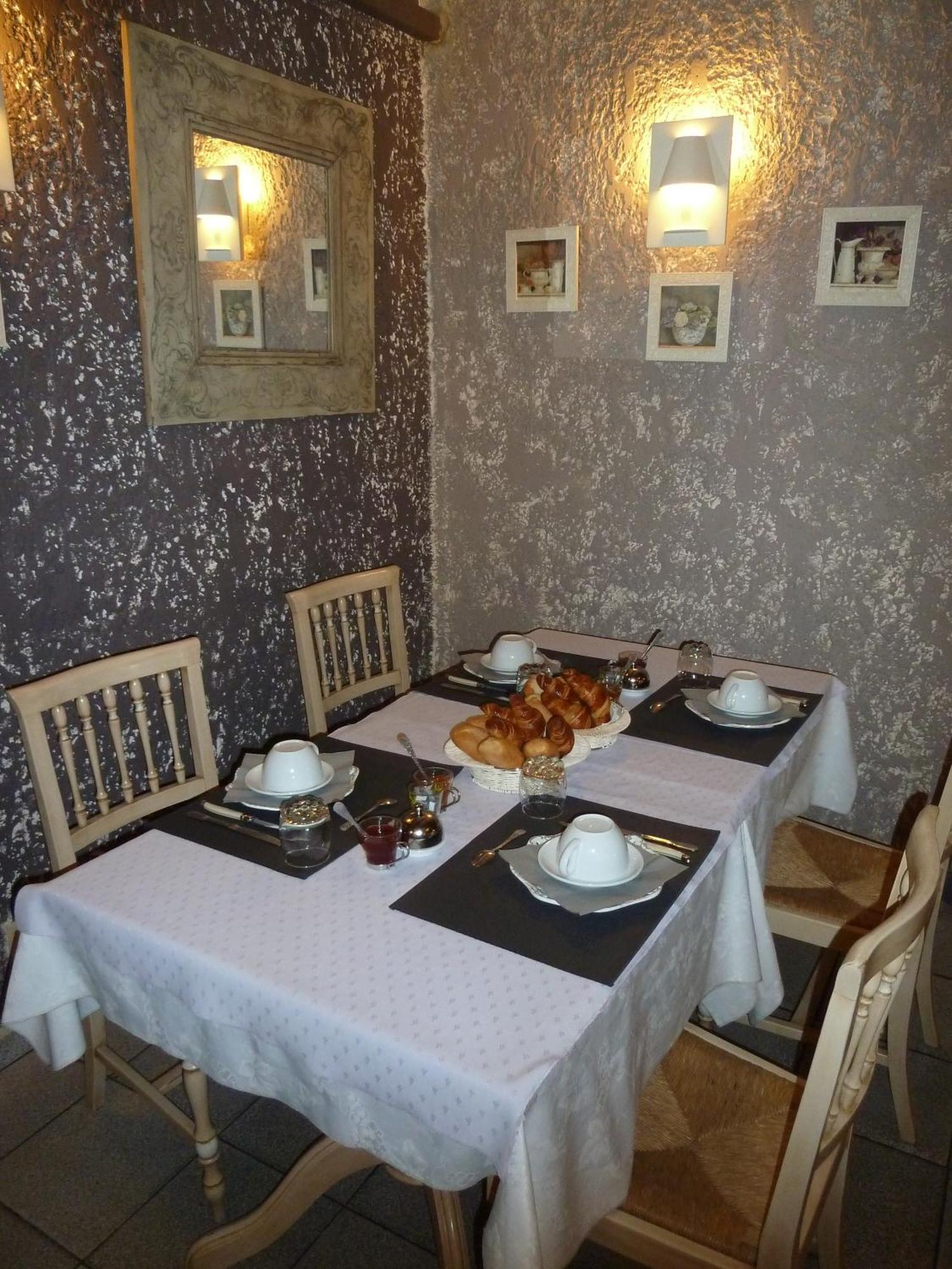 La Farigoule Hotel Sainte-Cécile-les-Vignes Eksteriør billede